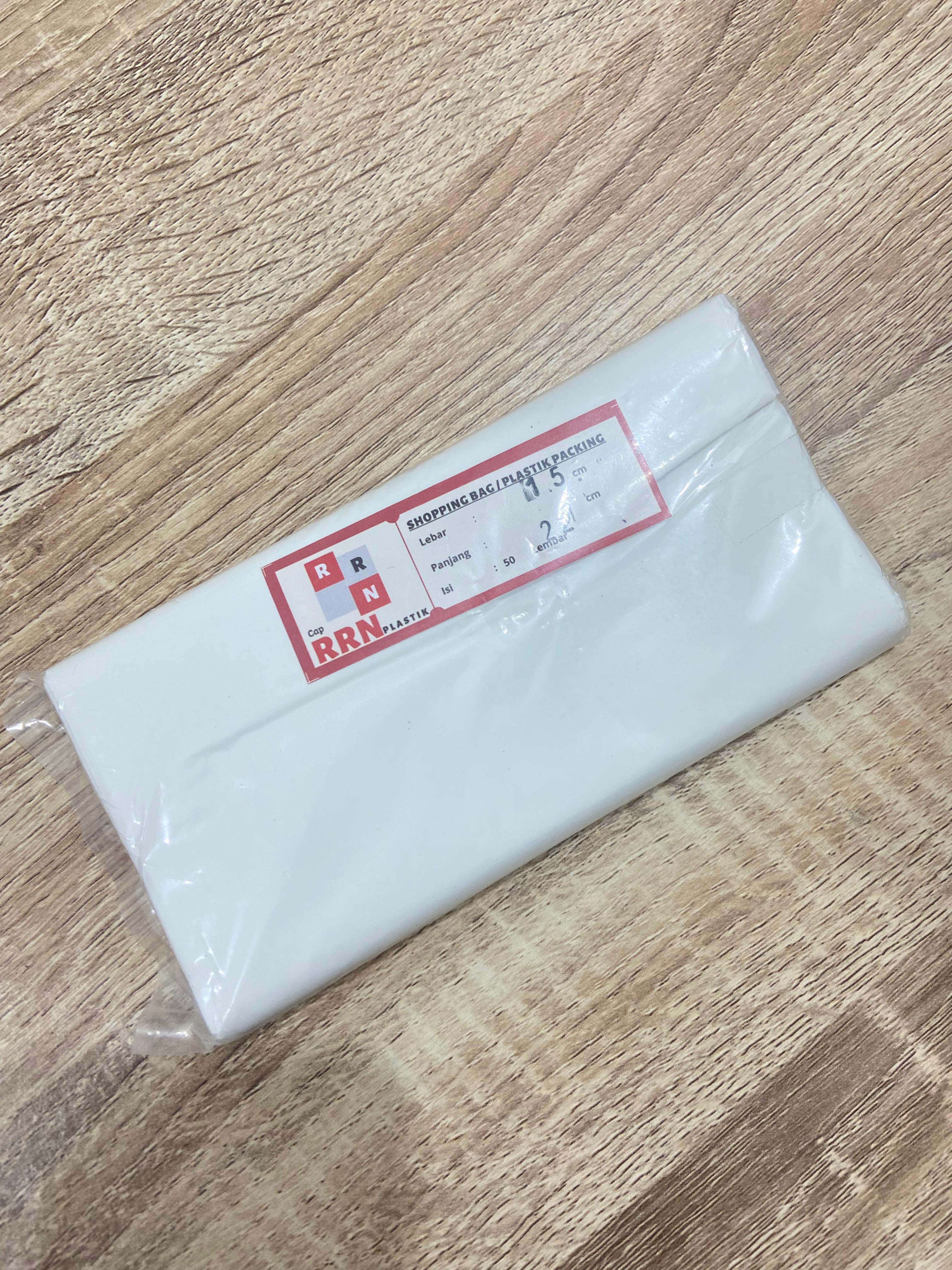 Plastik Packing Putih Plong 22 x 15 PACK