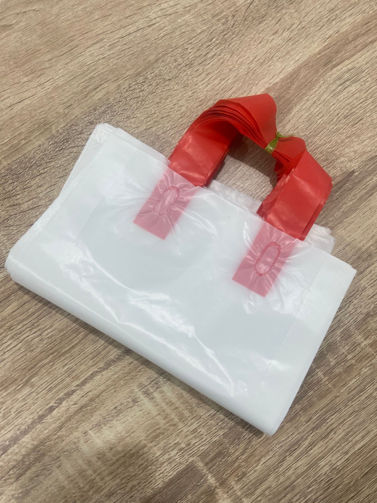 Plastik Softhandle Putih Pink 20 x 28 PACK